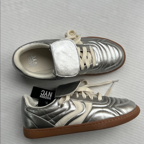 Made NYC Silver Sneakers size 8 - Picture 2 of 10